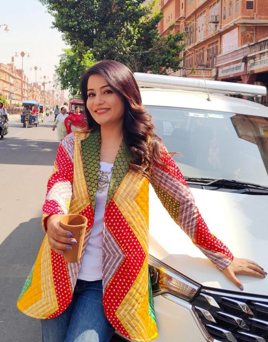 I do my own makeup for almost everything: Charul Malik