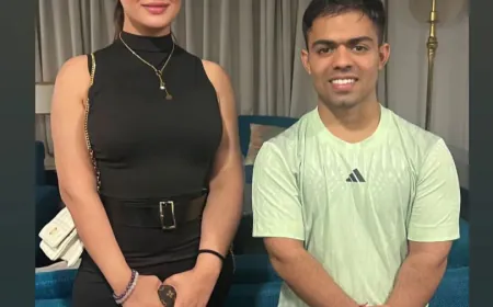 Sherleen Dutt meets Paralympic gold medalist Navdeep Singh, says felt inspired