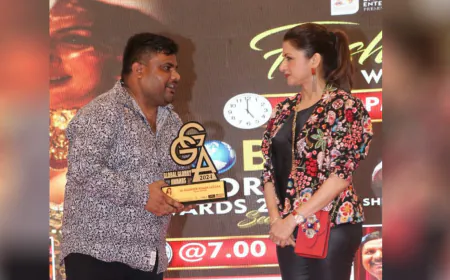 Bhagyashree Honours Rajinder Kumar for Uplifting Students and Social Service